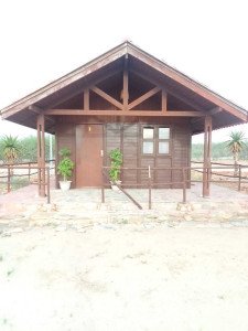 🏕️ Wooden Houses – Kapembawé Lodge
