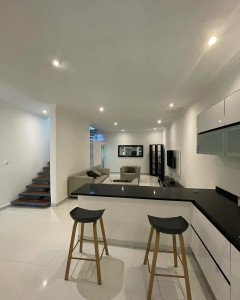 Roomview Boutique – Apartament T2 (Normal)